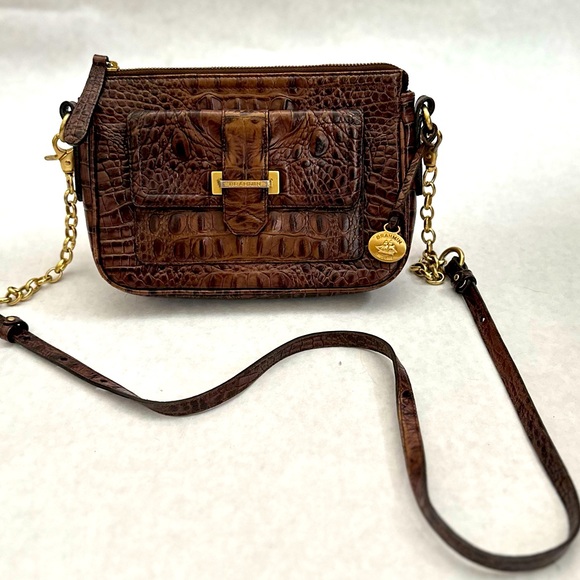 Brahmin Handbags - EUC Vintage Brahmin Crossbody